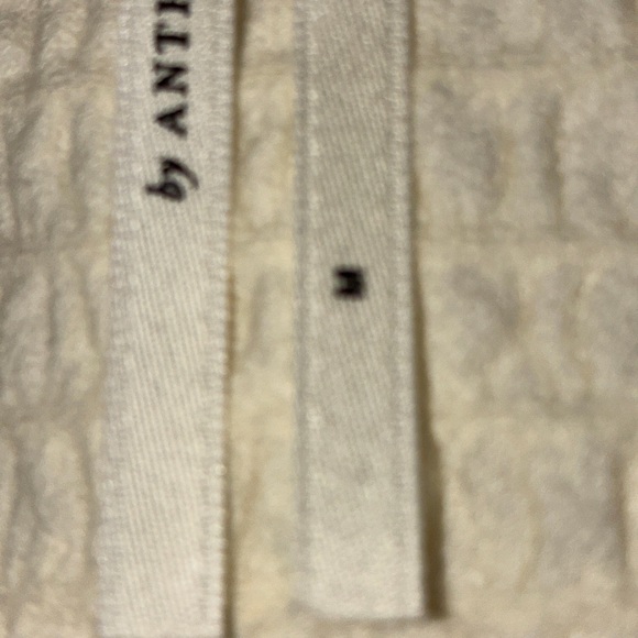 Anthropologie Smocked Bell-Sleeve Top Ivory Women’s Sz M. EUC - Picture 11 of 12